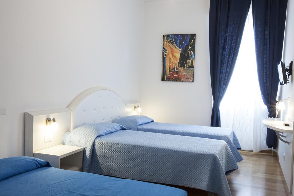 Hotel Amalfi Milão Quarto foto
